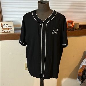 Forever 21 Men’s Baseball Shirt